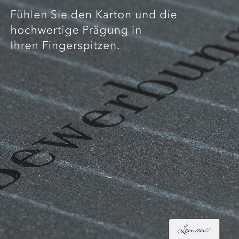 Karton-Mappe mit Nadelstreifen-Design 2-teilig in navy blue mit 1 Klemmschiene und Dreiecktaschen und eleganter Verschlusslasche