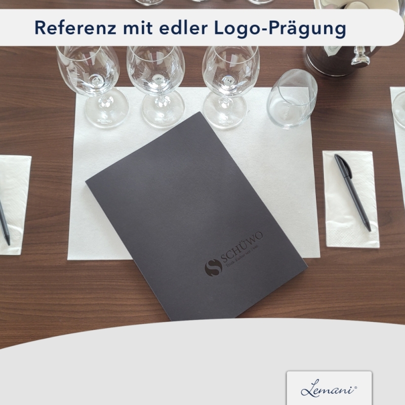Karton-Mappe mit Textil-Design 3-teilig in pearl white mit runder Metallklammer (re.) und 2 Heftstreifen